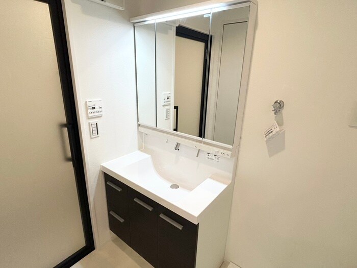 物件内観写真14　(洗面)