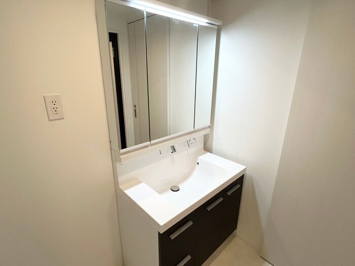 物件内観写真15　(洗面)