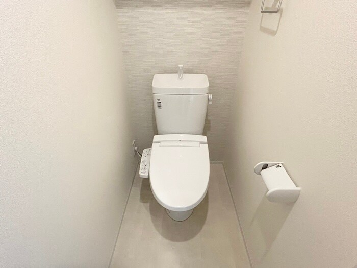 物件内観写真16　(トイレ)