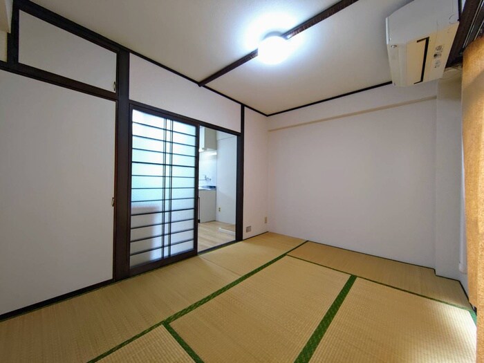 物件内観写真7　(居室)