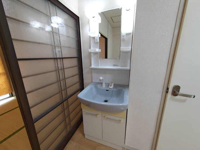 物件内観写真15　(洗面)