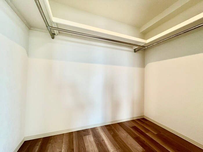 物件内観写真11　(収納)