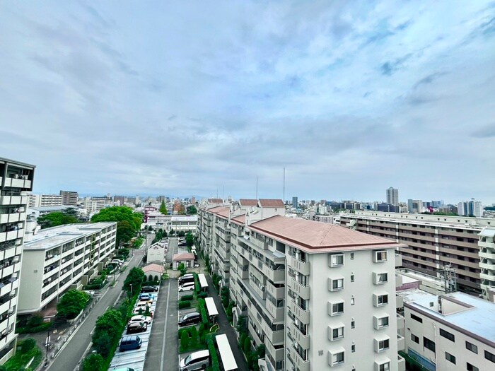 物件内観写真22　(室内からの展望)