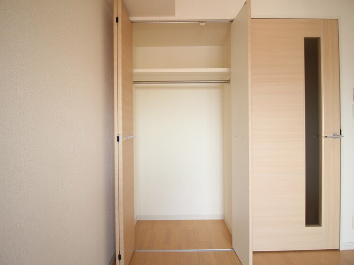 物件内観写真15　(収納)