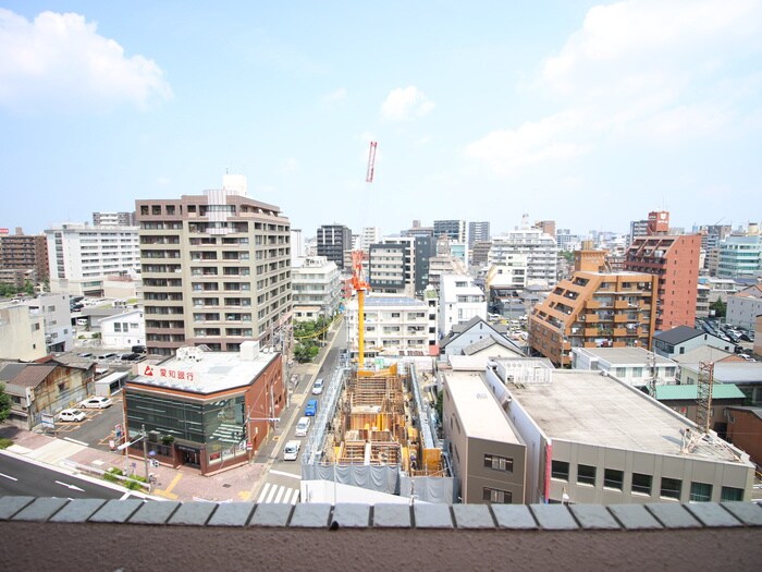 物件内観写真17　(室内からの展望)