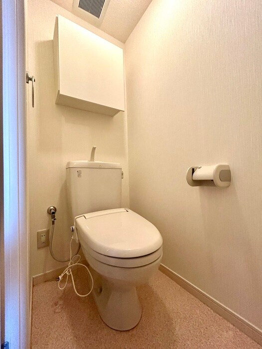 物件内観写真12　(トイレ)