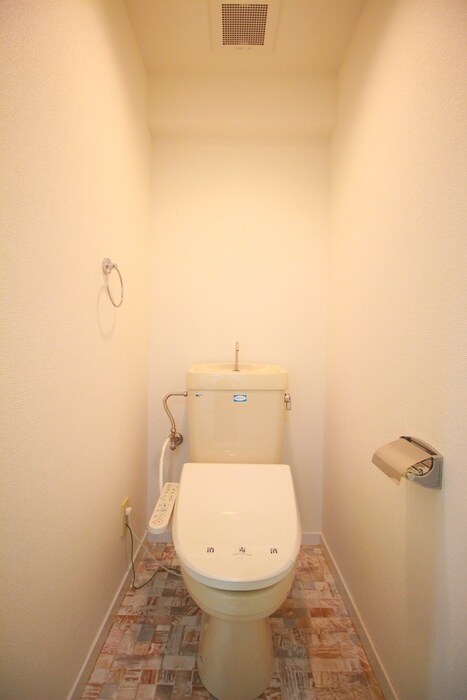 物件内観写真14　(トイレ)