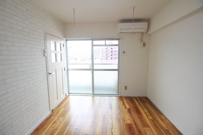 物件内観写真21　(居室)