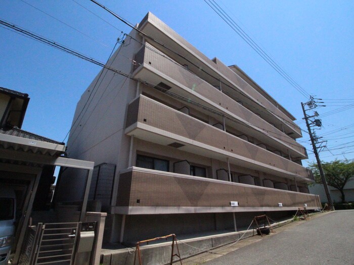 物件外観写真2　(外観写真)