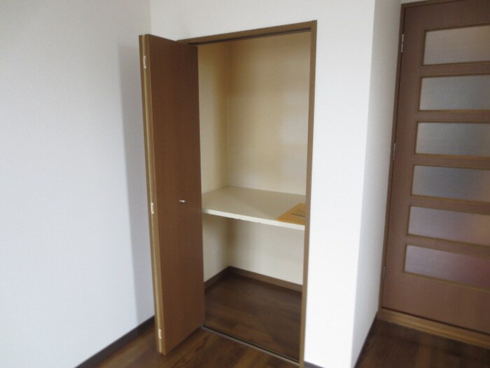 物件内観写真15　(収納)