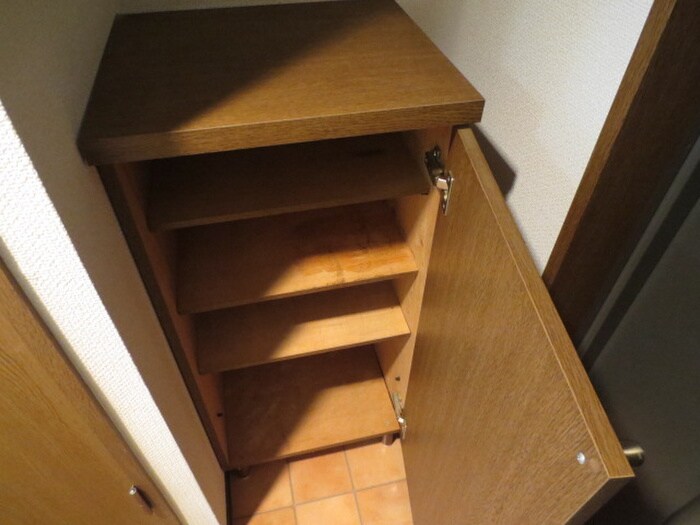 物件内観写真17　(靴箱)