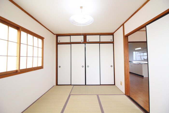 物件内観写真11　(居室)