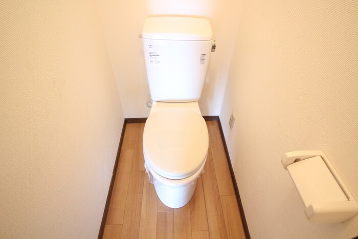 物件内観写真18　(トイレ)