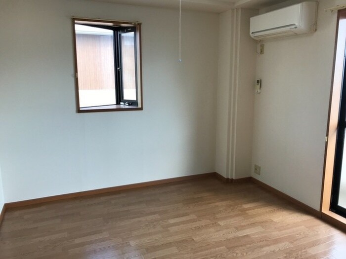 物件内観写真14　(居室)