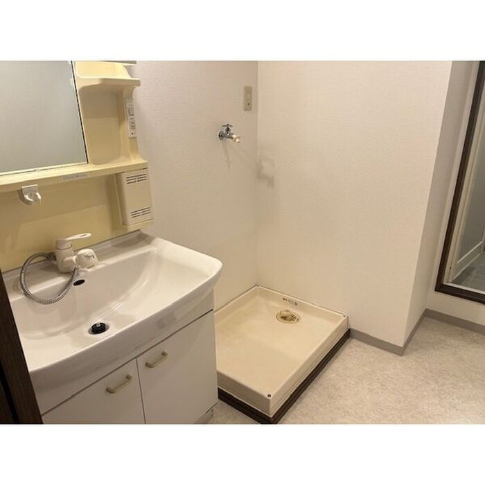 物件内観写真7　(洗面)