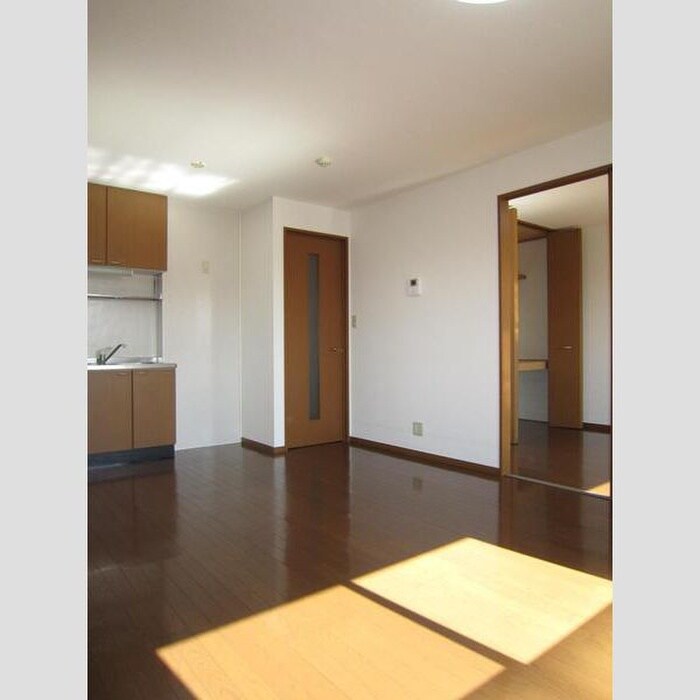 物件内観写真5　(居室)