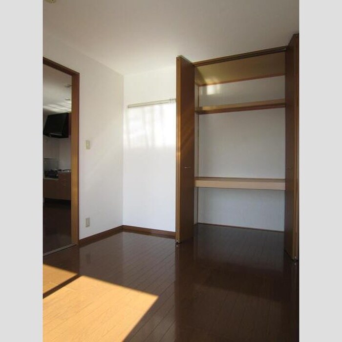 物件内観写真7　(収納)