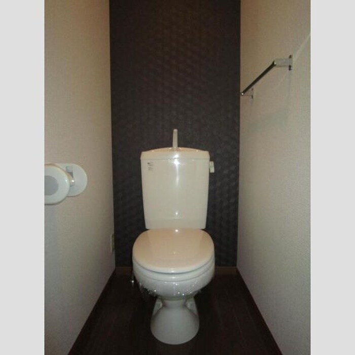 物件内観写真11　(トイレ)