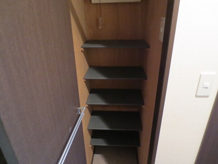 物件内観写真14　(靴箱)