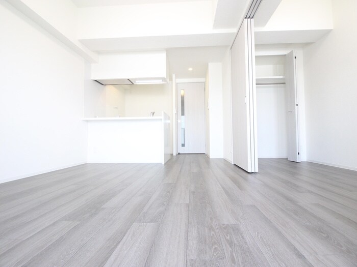 物件内観写真2　(居室)