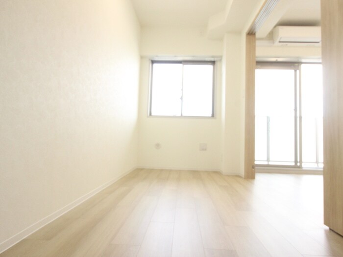 物件内観写真3　(居室)