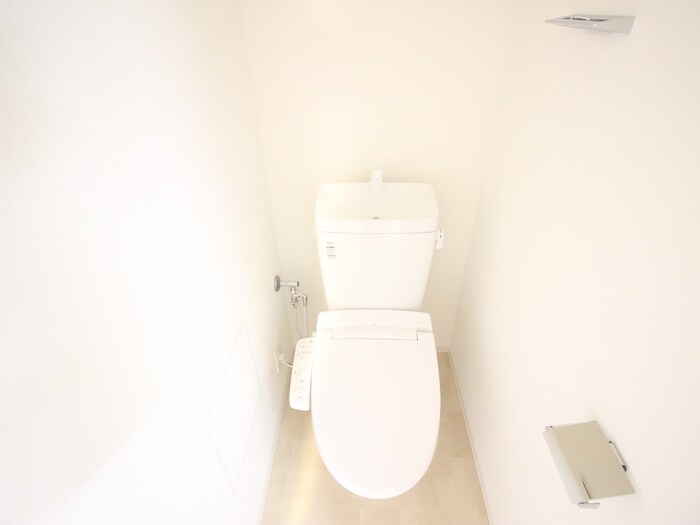 物件内観写真12　(トイレ)