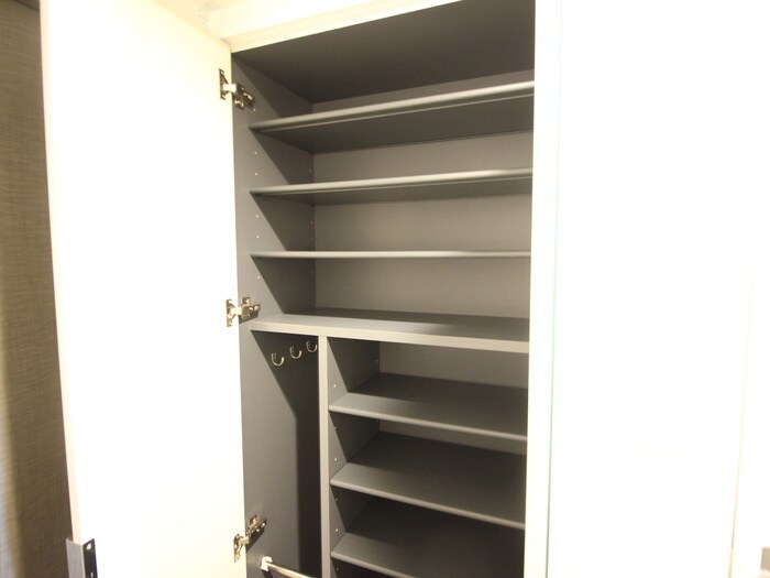 物件内観写真9　(靴箱)