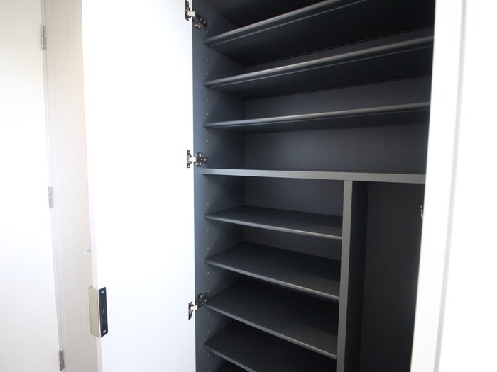 物件内観写真10　(靴箱)