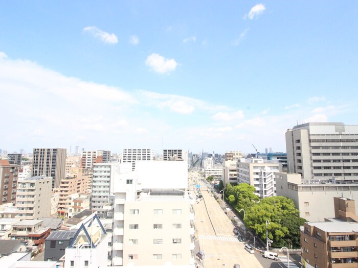 物件内観写真13　(室内からの展望)