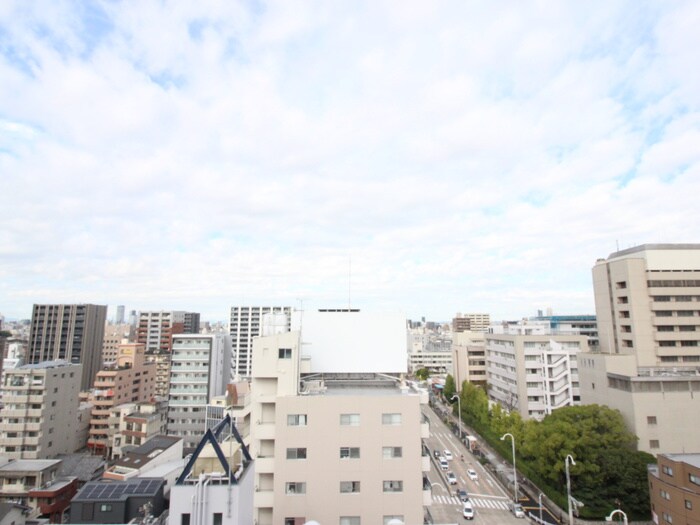 物件内観写真17　(室内からの展望)