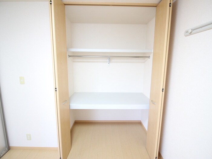 物件内観写真13　(収納)