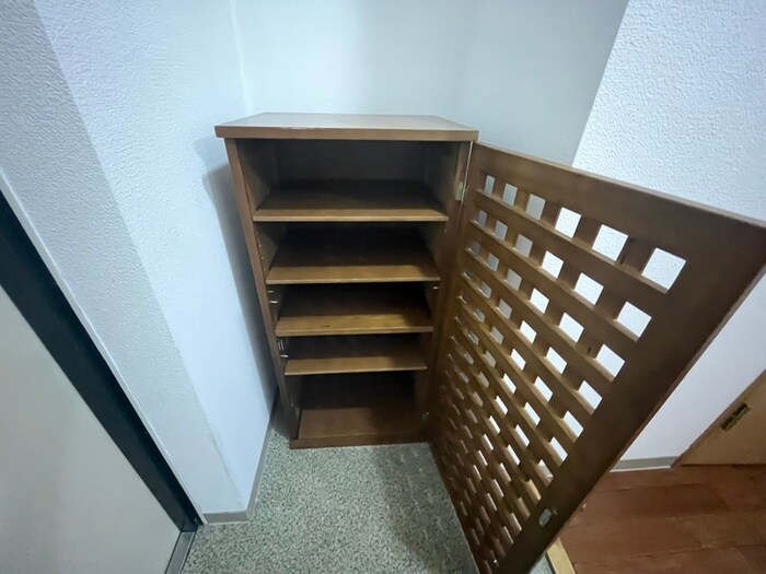 物件内観写真8　(靴箱)