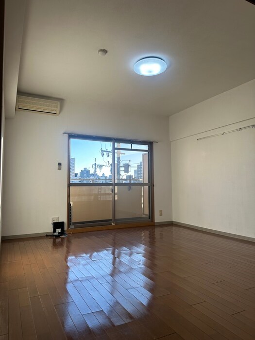 物件内観写真11　(居室)