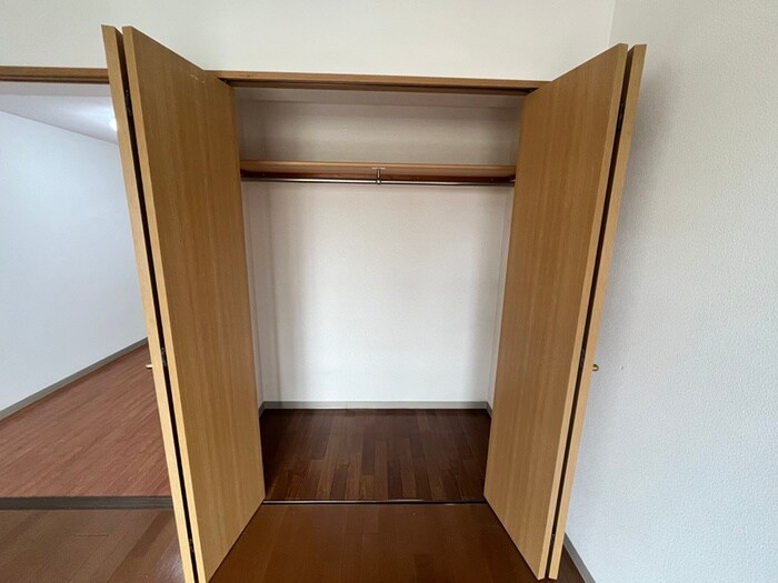 物件内観写真11　(収納)