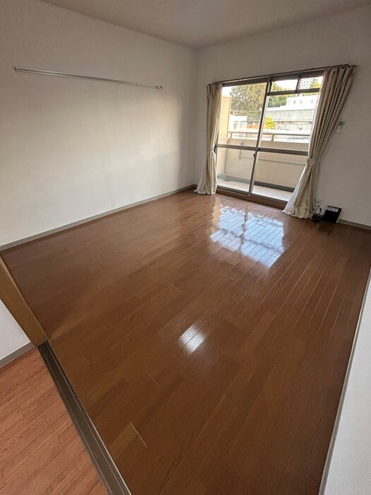 物件内観写真12　(居室)