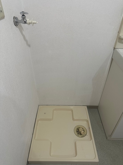 物件内観写真19　(洗濯機置場)