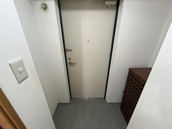 物件内観写真20　(玄関)