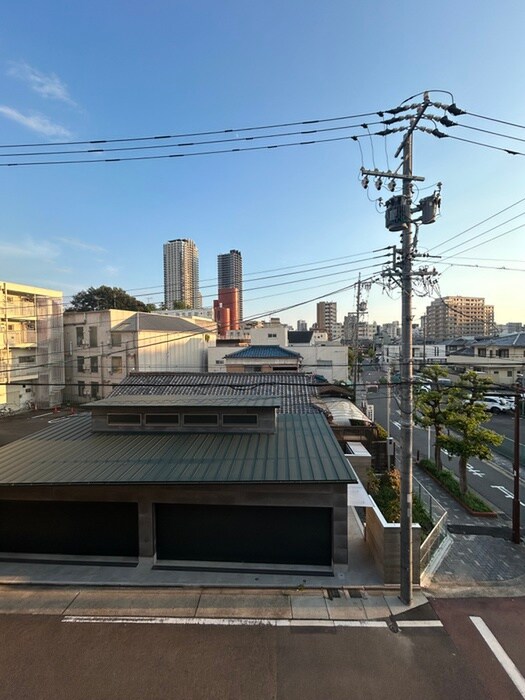 物件内観写真22　(室内からの展望)