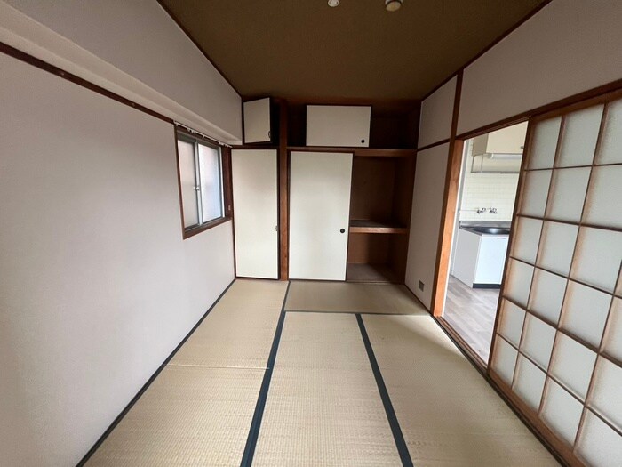 物件内観写真9　(居室)