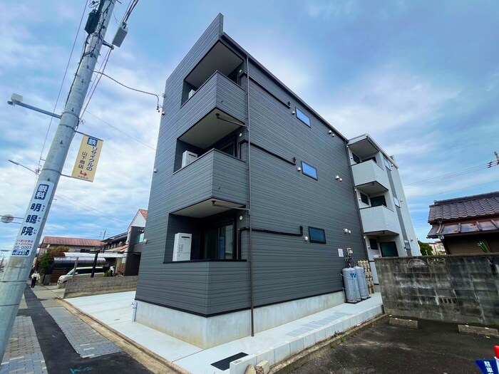 物件外観写真2　(外観写真)