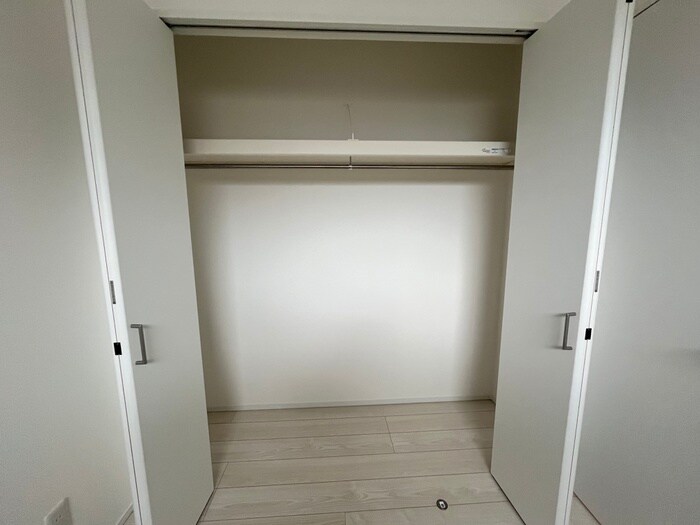 物件内観写真15　(収納)