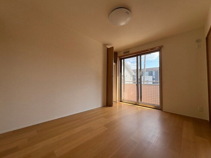 物件内観写真8　(居室)