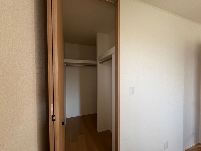 物件内観写真11　(収納)