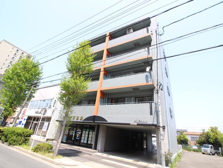 アルバ　ビル外観写真