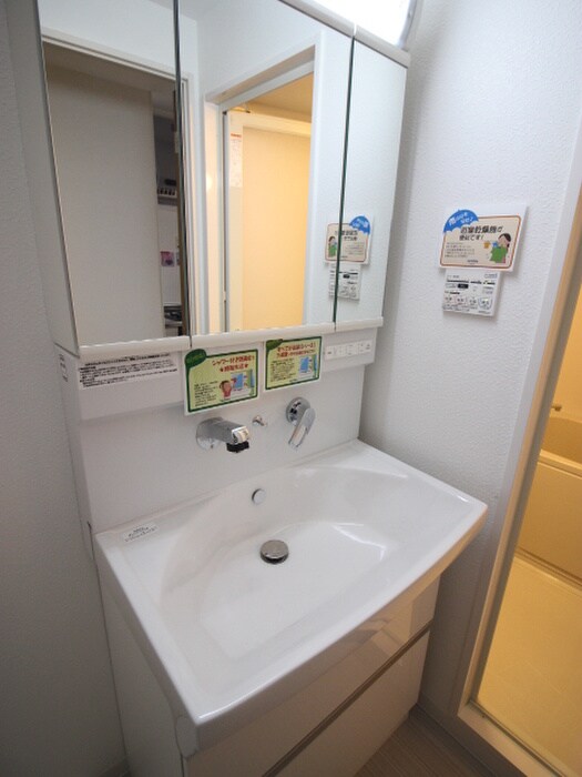 物件内観写真12　(洗面)