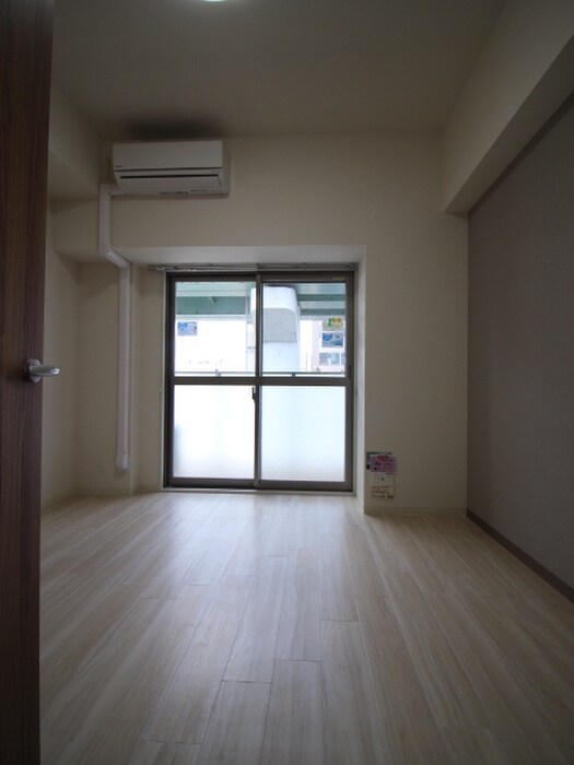 物件内観写真15　(居室)