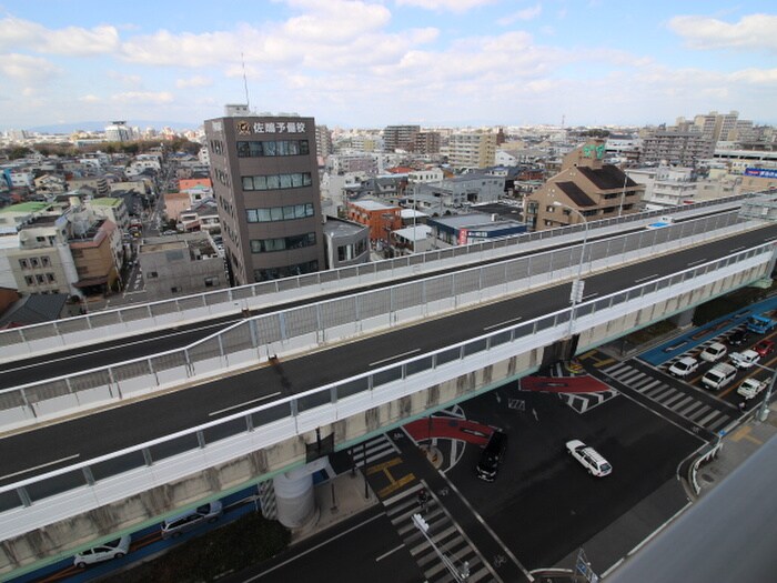 物件内観写真22　(室内からの展望)