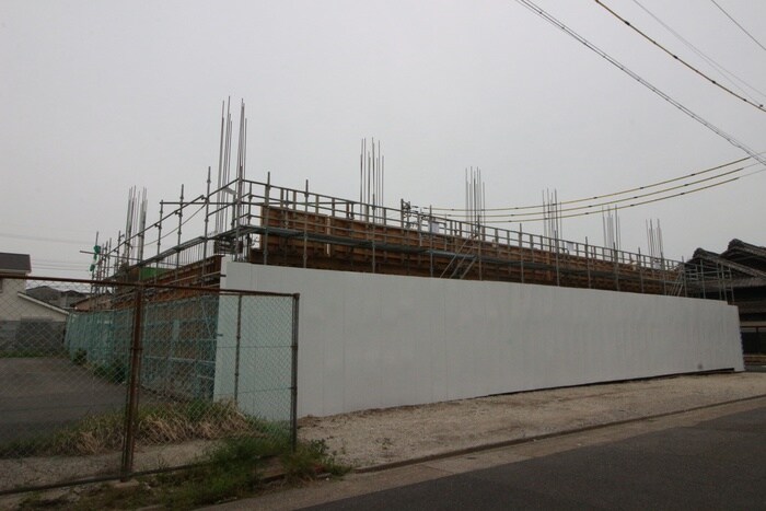 物件外観写真4　(建築中)