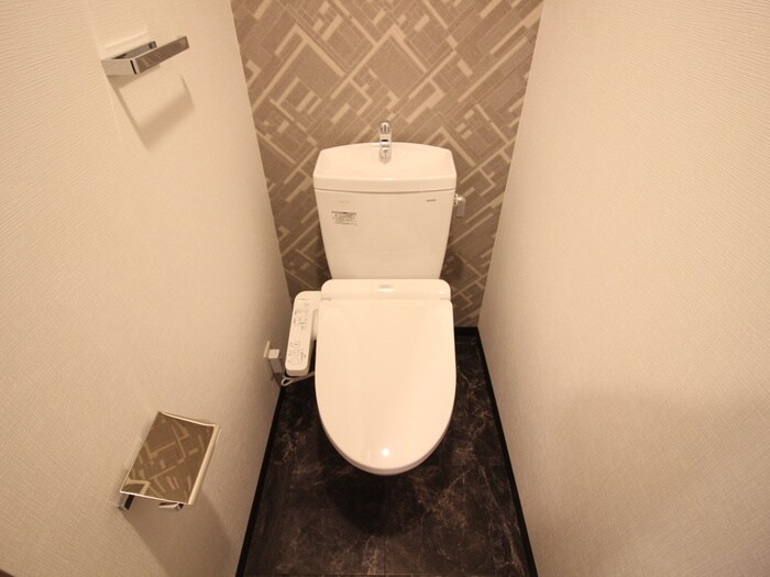 物件内観写真12　(トイレ)