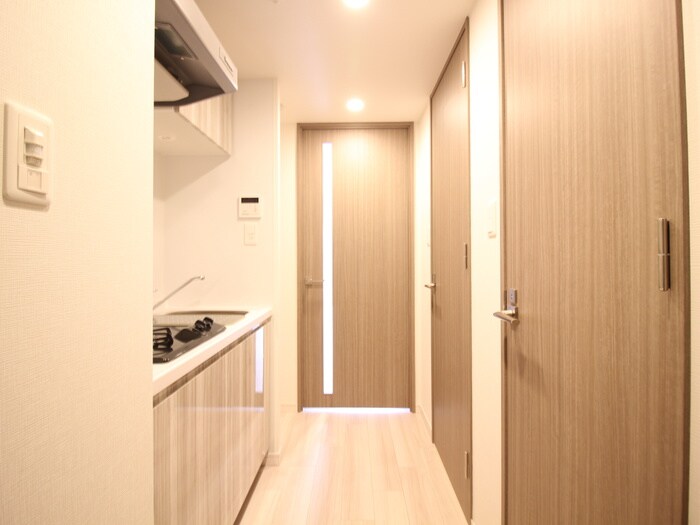 物件内観写真18　(廊下)